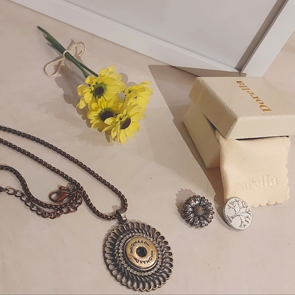 Nomaad Jeweled Interchangeable Pendant Necklace